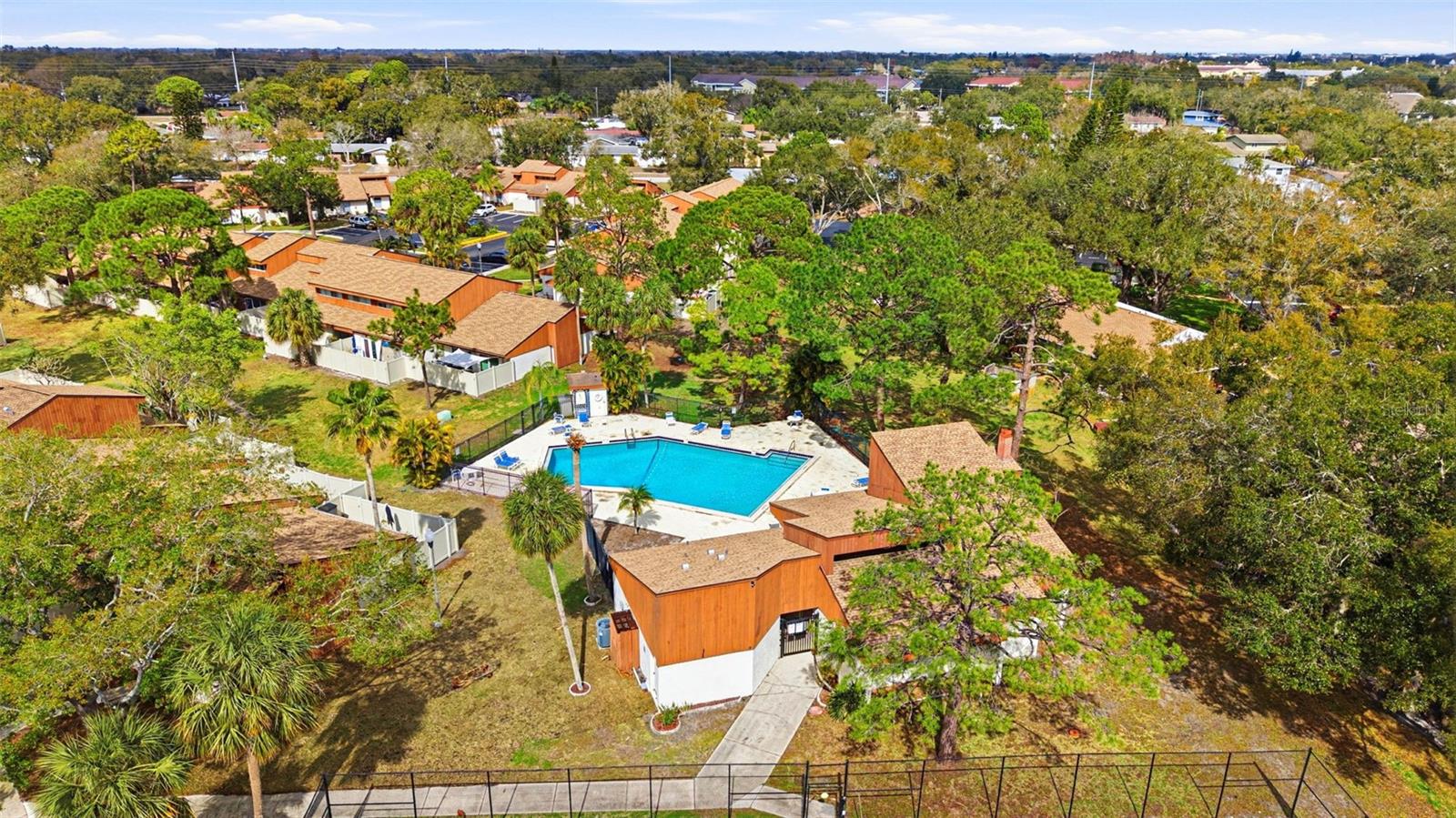 Image 42 of 45 For 2054 Sunset Point Road 35