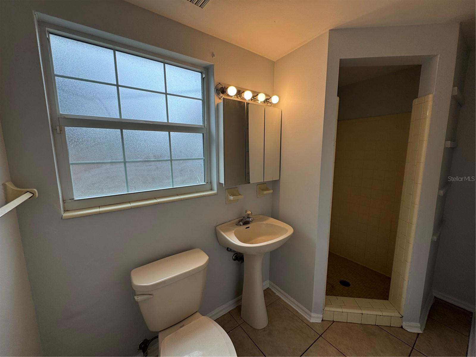 Image 11 of 21 For 3631 Meyer Place