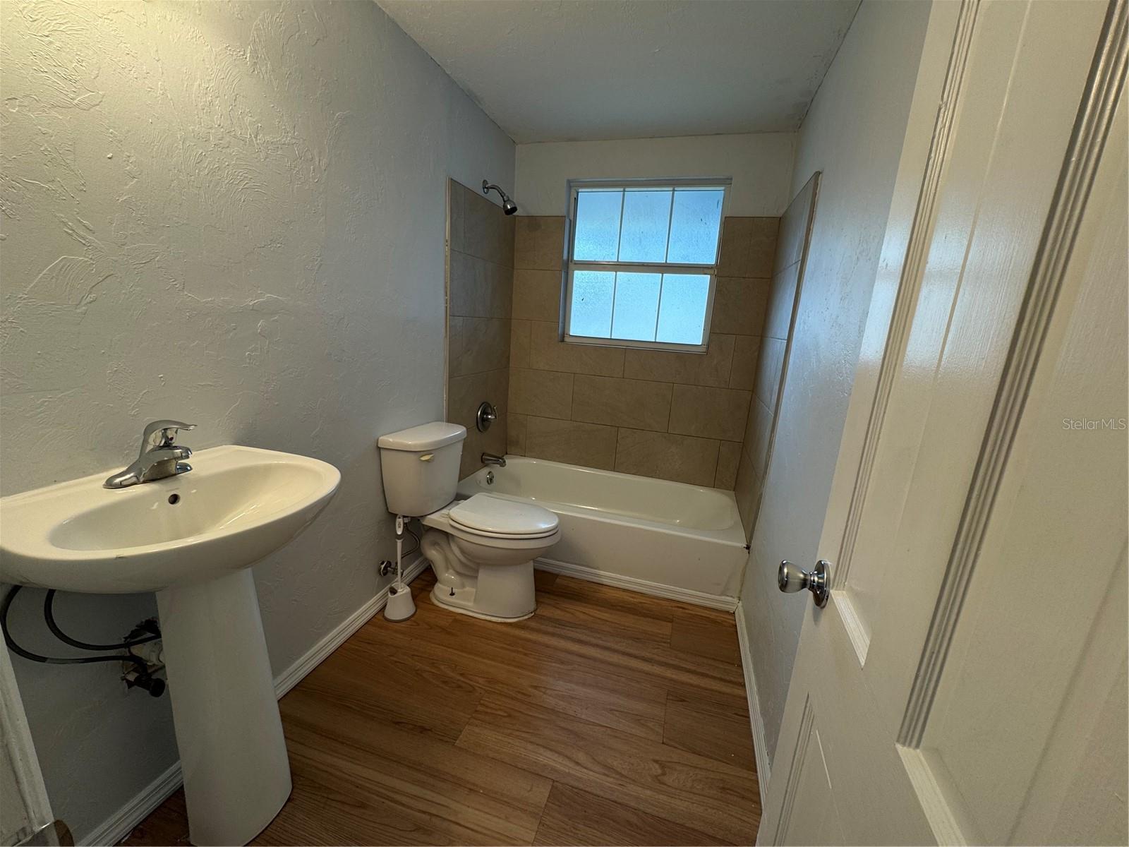 Image 14 of 21 For 3631 Meyer Place