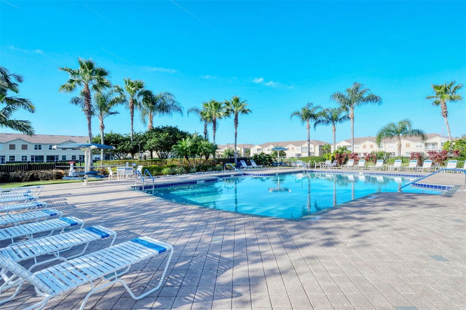 Image 42 of 51 For 3659 Parkridge Circle 9-103