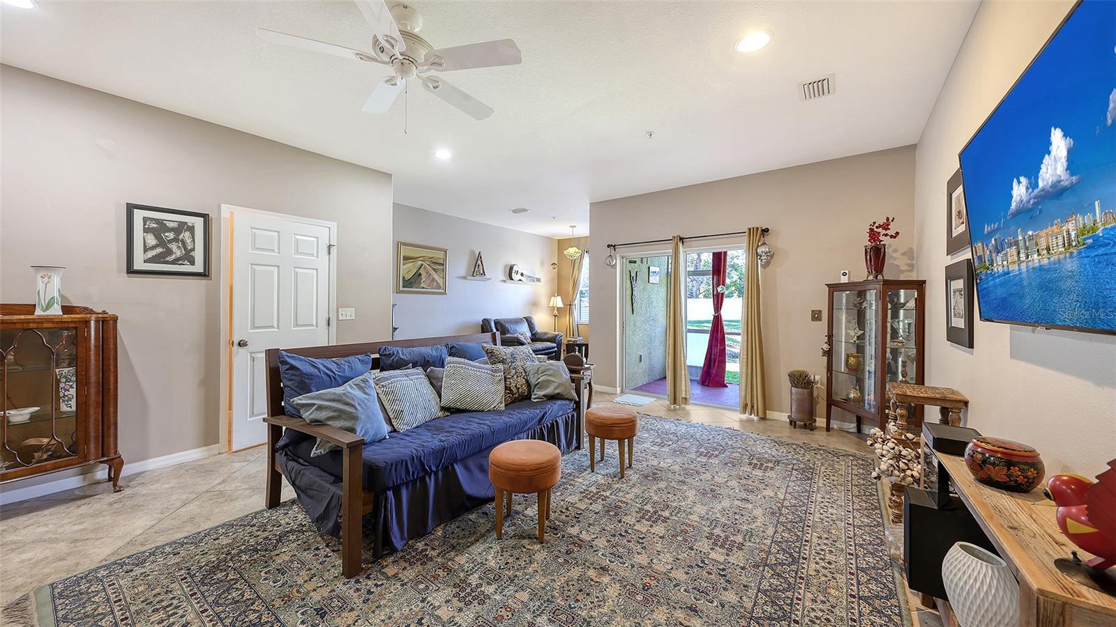 Image 6 of 51 For 3659 Parkridge Circle 9-103