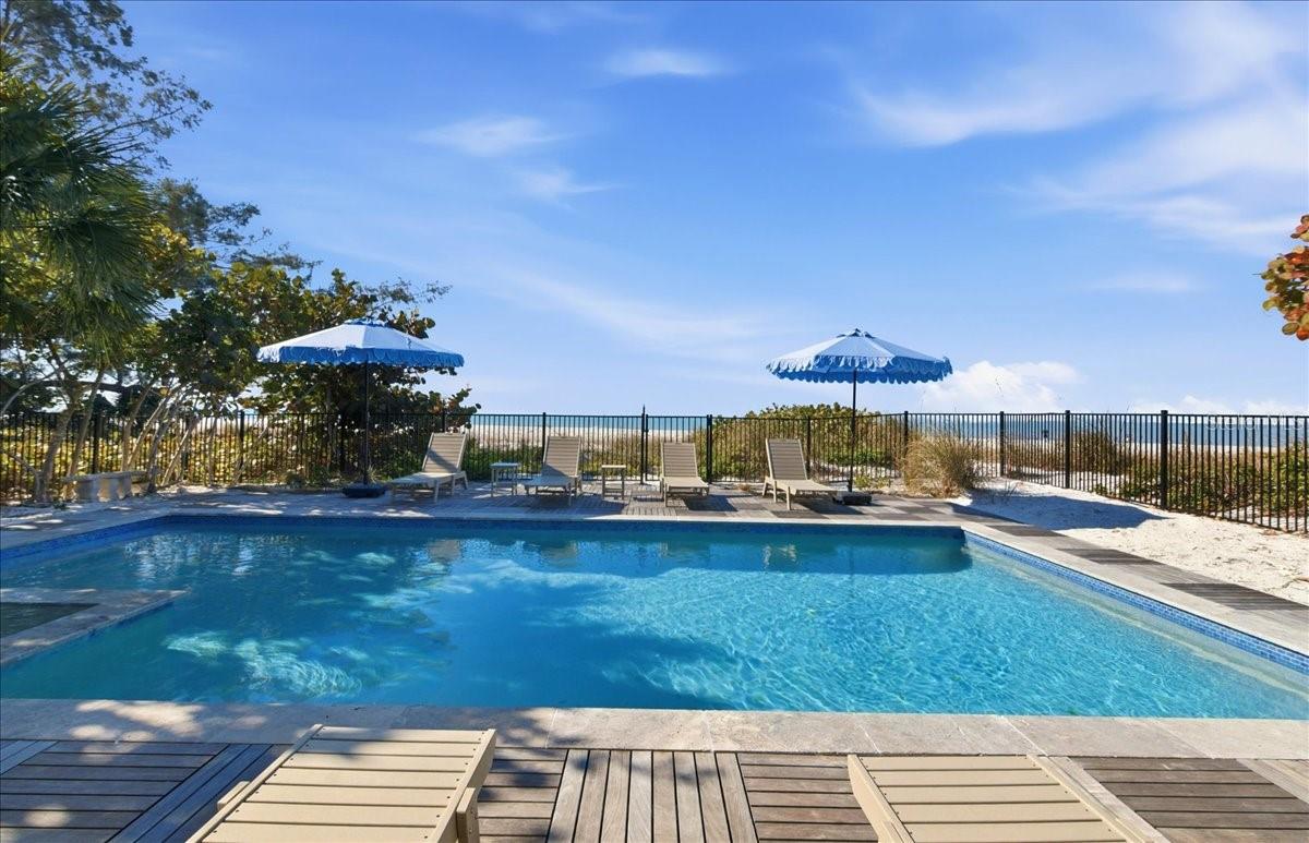 Image 12 of 73 For 102 Tuna Street