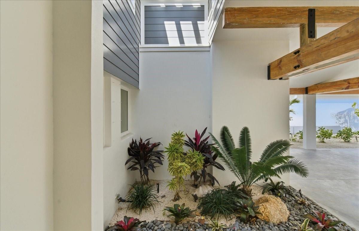 Image 15 of 73 For 102 Tuna Street