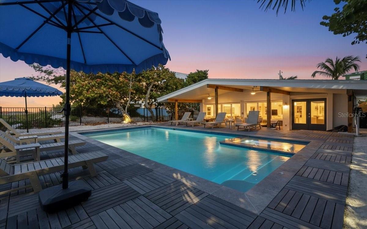 Image 3 of 73 For 102 Tuna Street