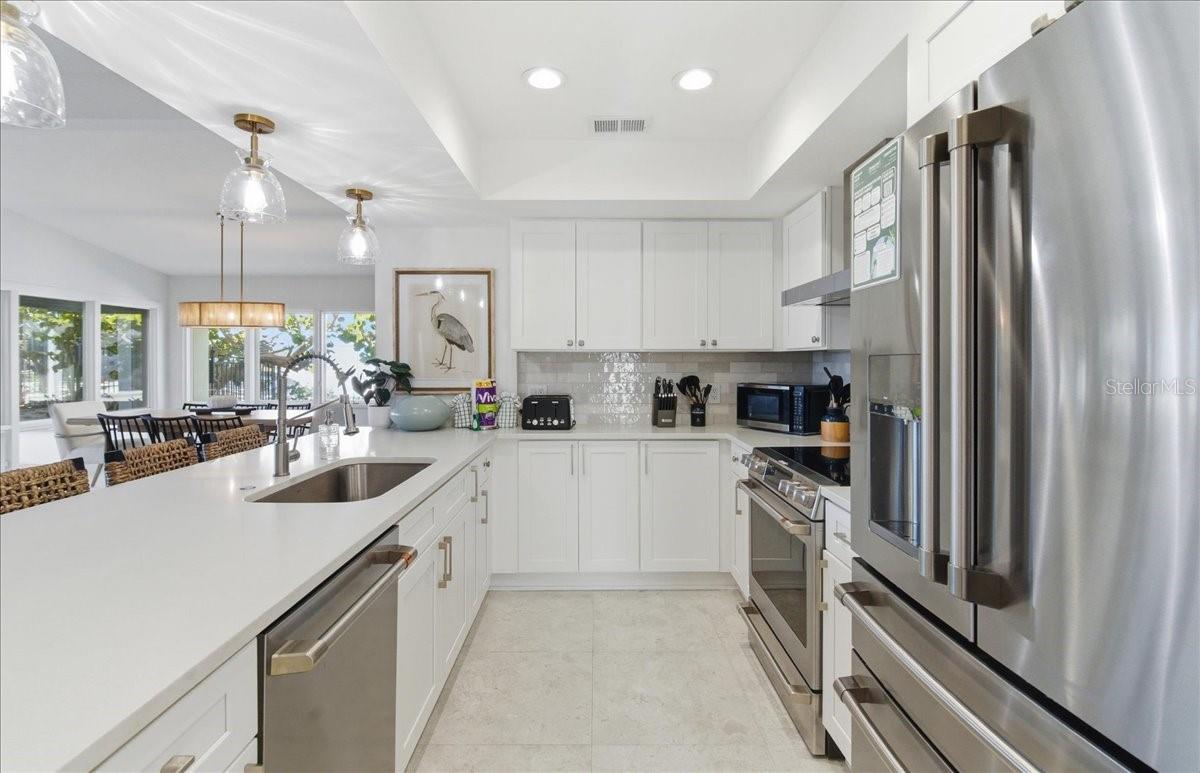 Image 31 of 73 For 102 Tuna Street