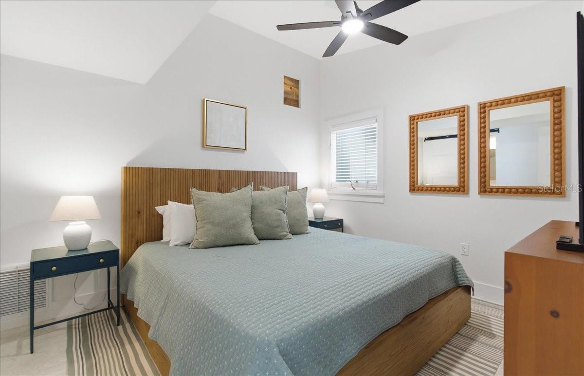 Image 44 of 73 For 102 Tuna Street