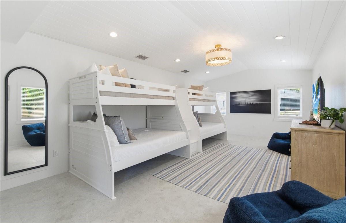 Image 51 of 73 For 102 Tuna Street