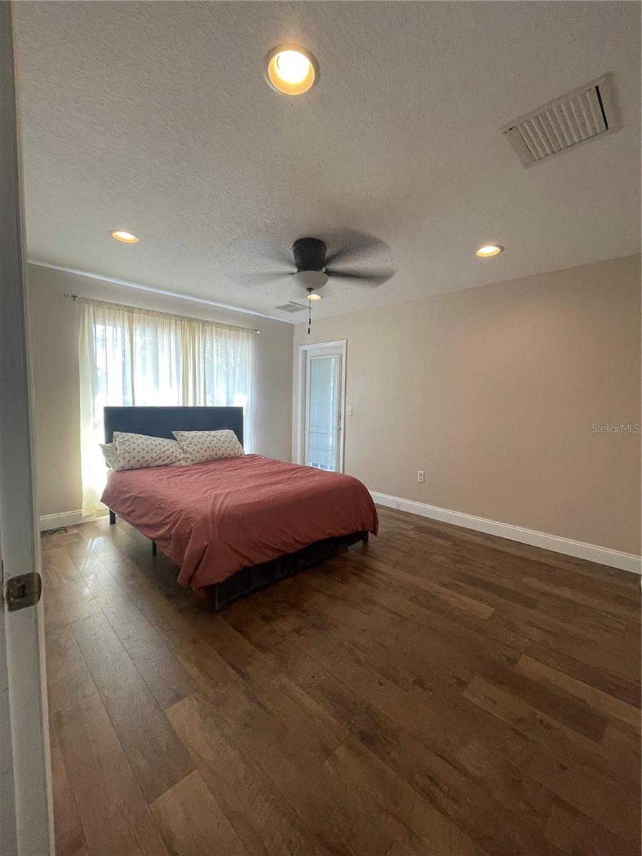 Image 11 of 25 For 2209 Pleasure Run Drive