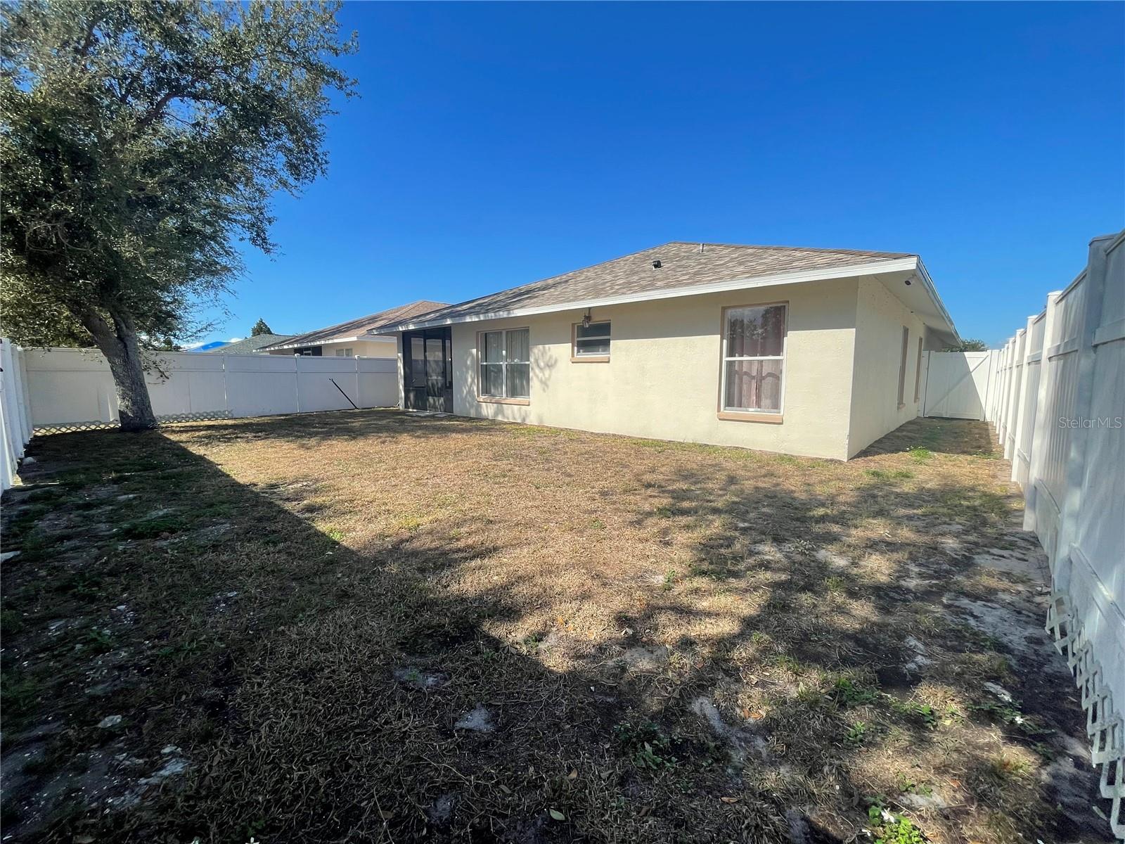 Image 3 of 25 For 2209 Pleasure Run Drive