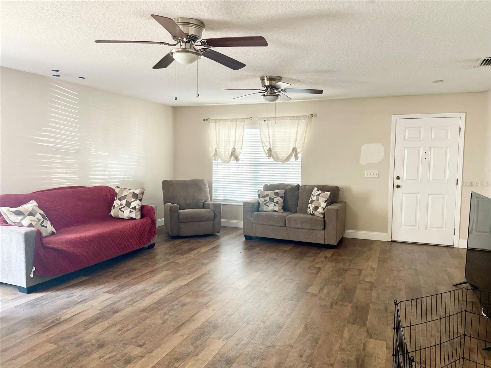 Image 7 of 25 For 2209 Pleasure Run Drive