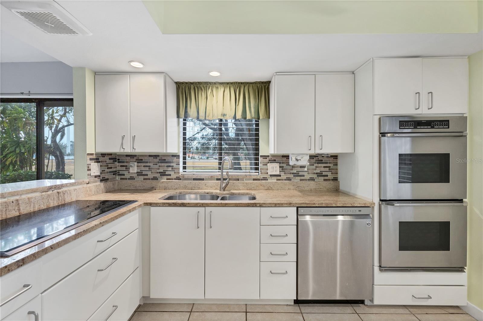 Image 19 of 55 For 1111 Faith Circle 1006