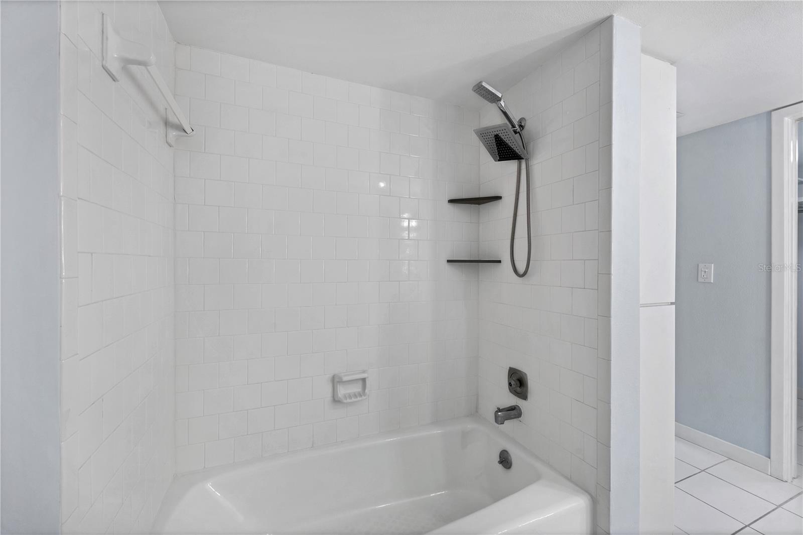 Image 26 of 55 For 1111 Faith Circle 1006