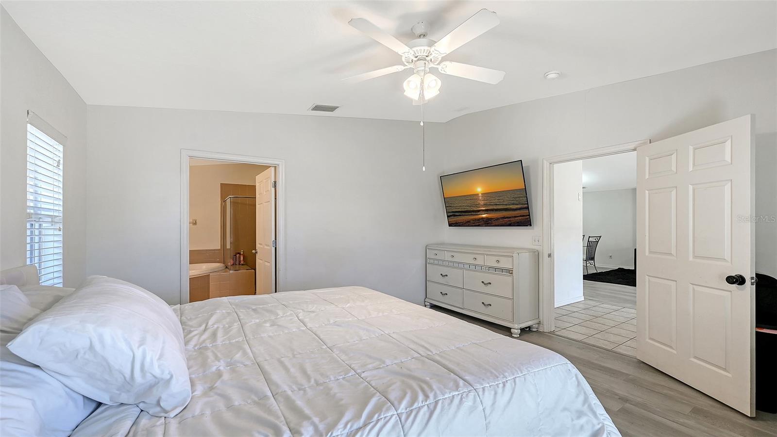 Image 18 of 55 For 625 Verrocchio Drive 625