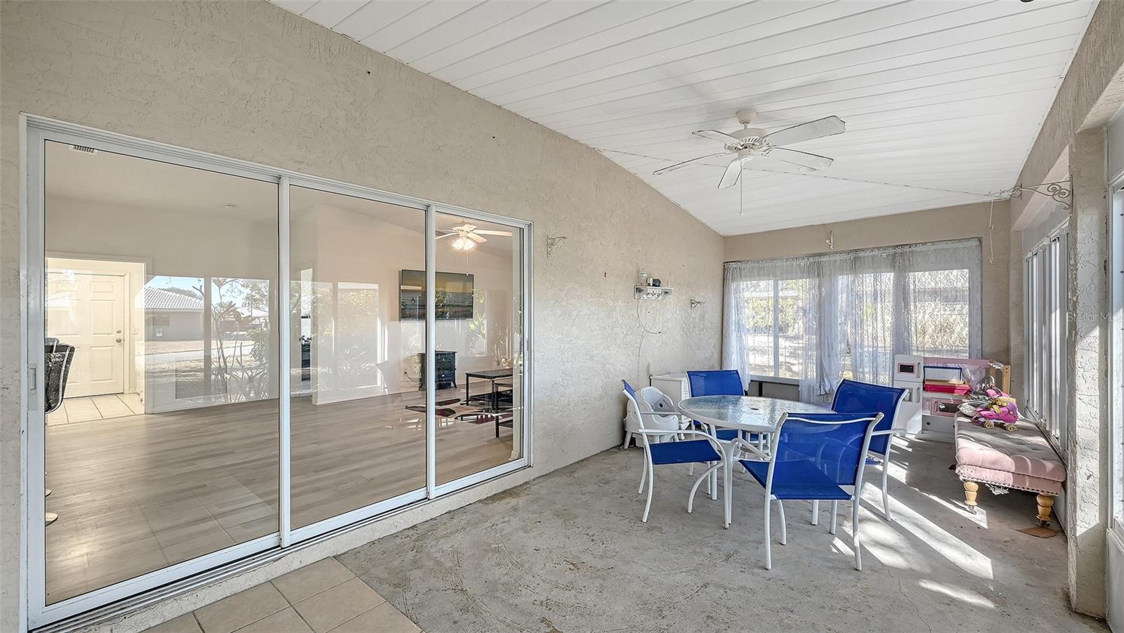 Image 29 of 55 For 625 Verrocchio Drive 625