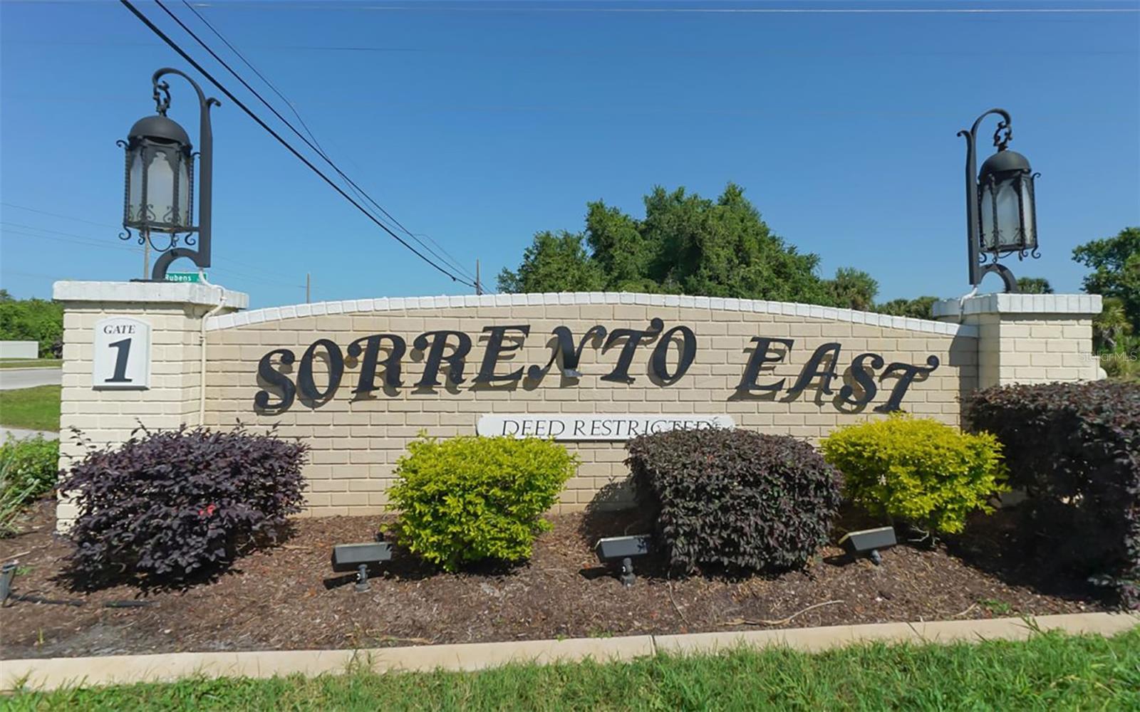 Image 43 of 55 For 625 Verrocchio Drive 625