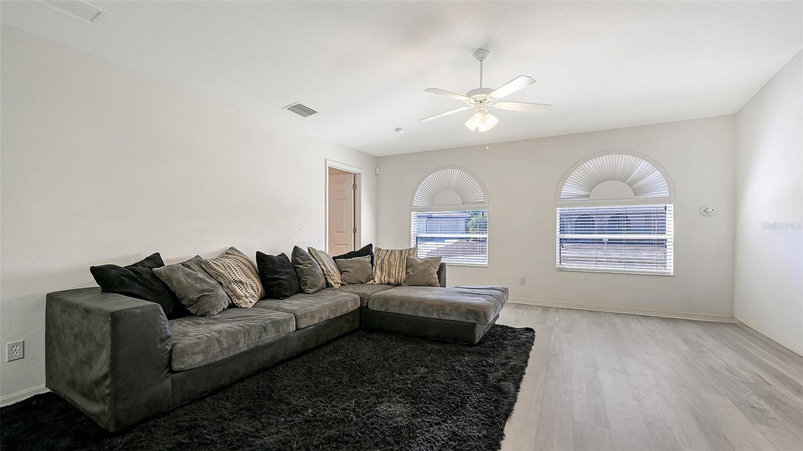 Image 7 of 55 For 625 Verrocchio Drive 625