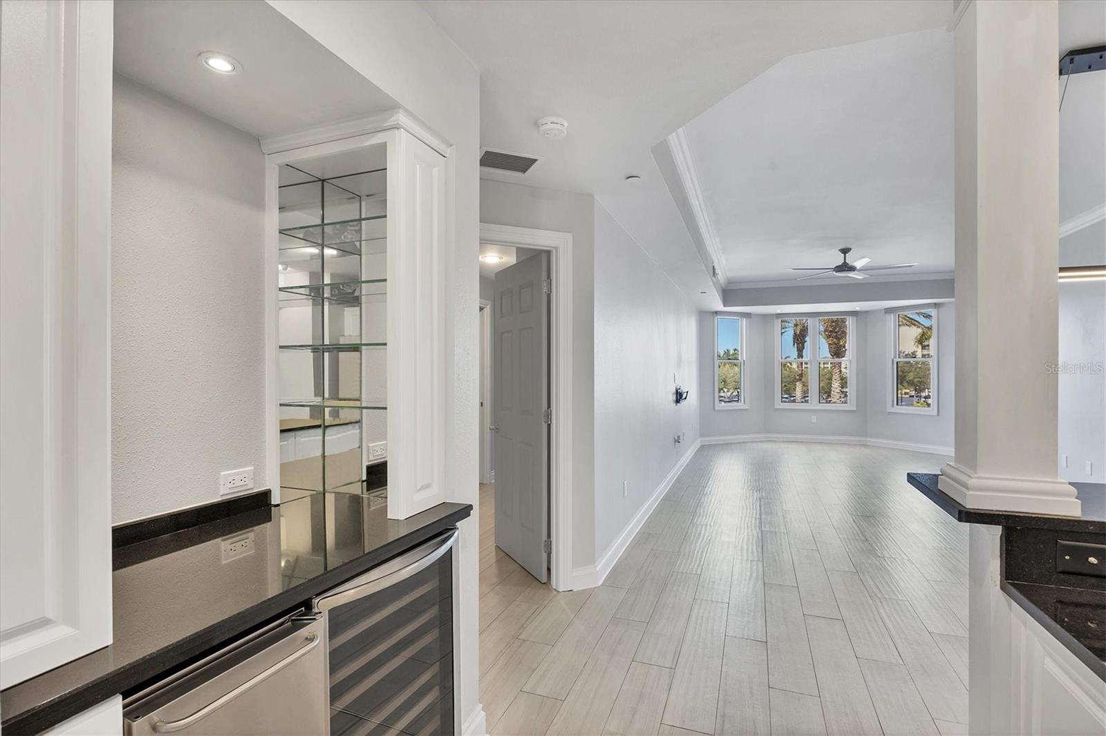 Image 10 of 40 For 8111 Lakewood Main Street 207