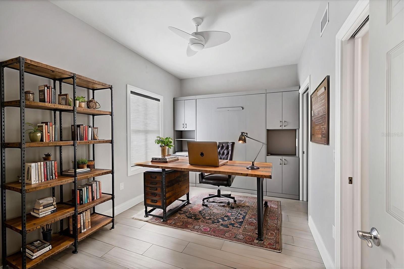 Image 16 of 40 For 8111 Lakewood Main Street 207