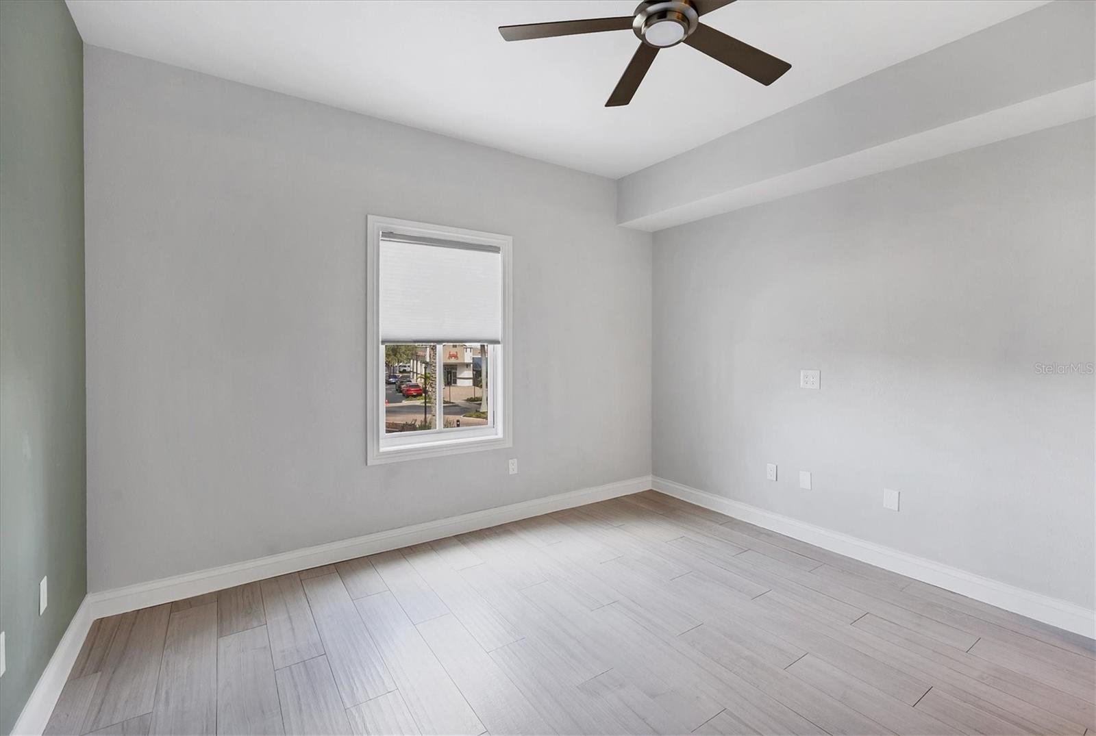 Image 24 of 40 For 8111 Lakewood Main Street 207