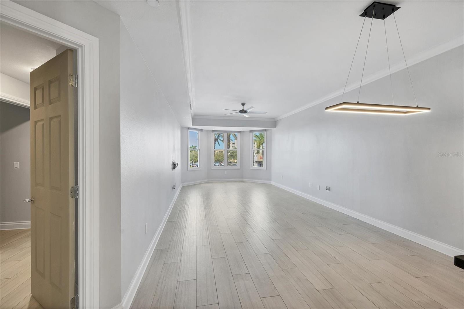 Image 4 of 40 For 8111 Lakewood Main Street 207