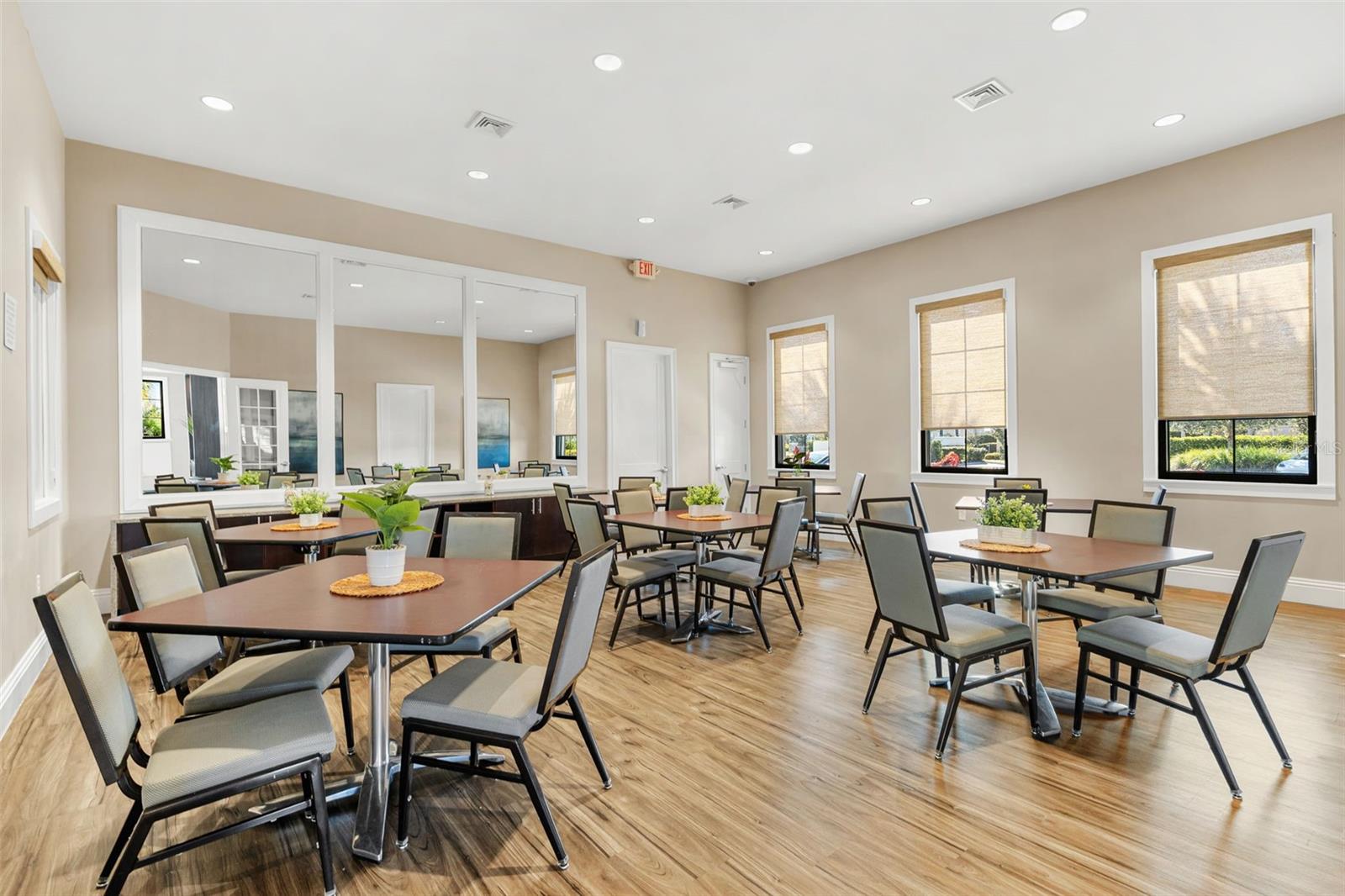 Image 33 of 40 For 5438 Tripoli Drive