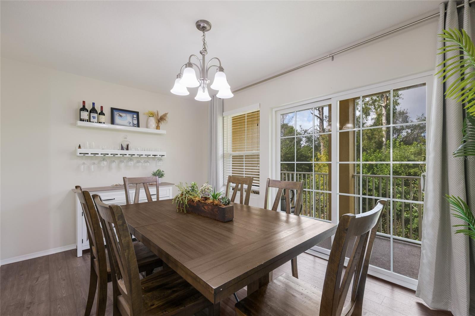 Image 13 of 33 For 8907 White Sage Loop