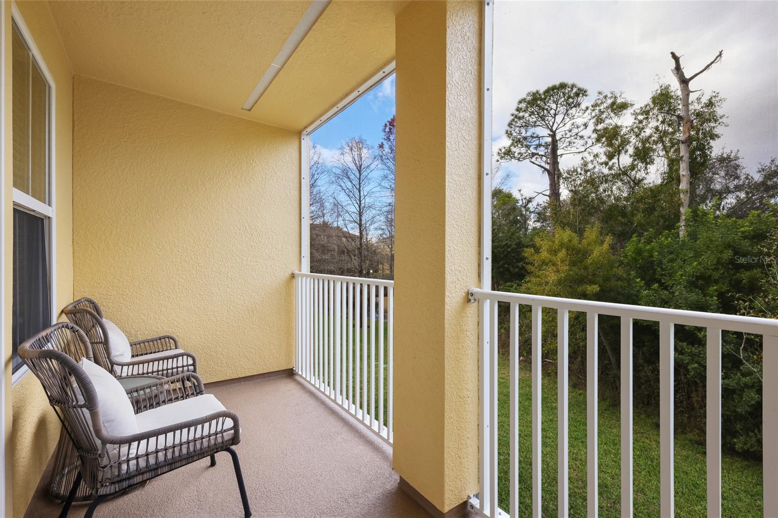 Image 15 of 33 For 8907 White Sage Loop