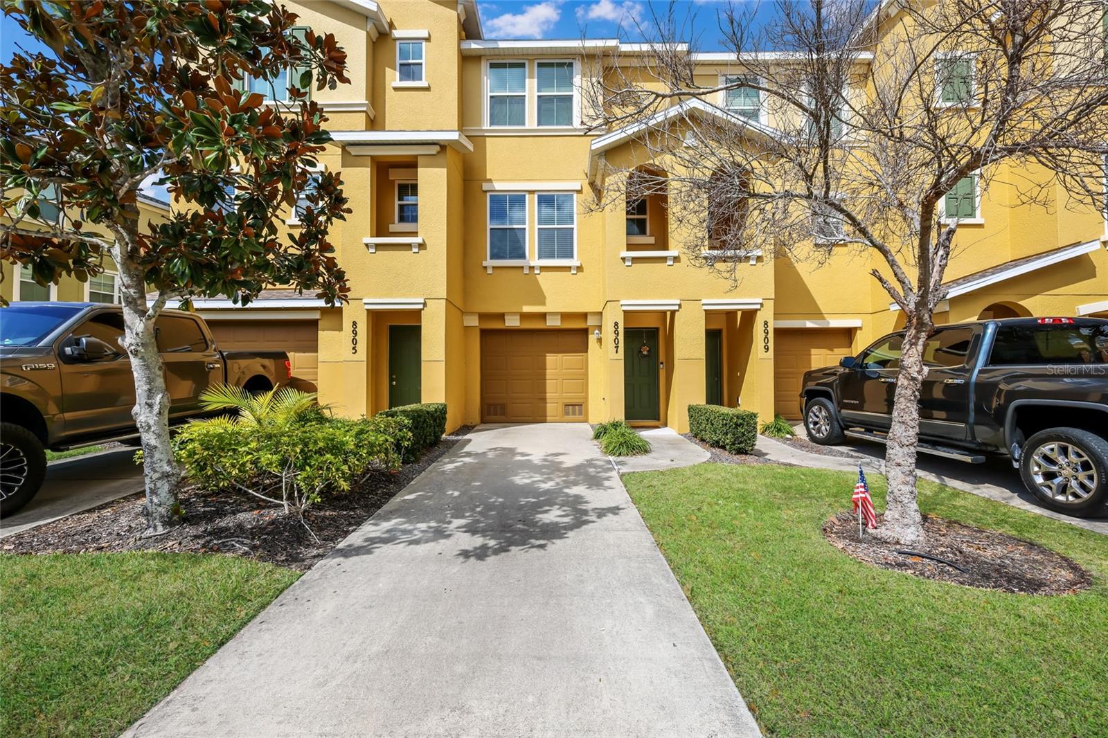 Image 2 of 33 For 8907 White Sage Loop