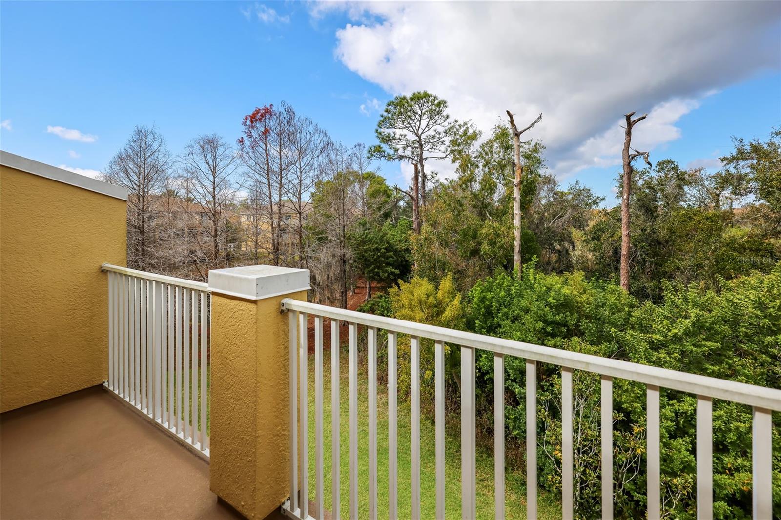 Image 21 of 33 For 8907 White Sage Loop