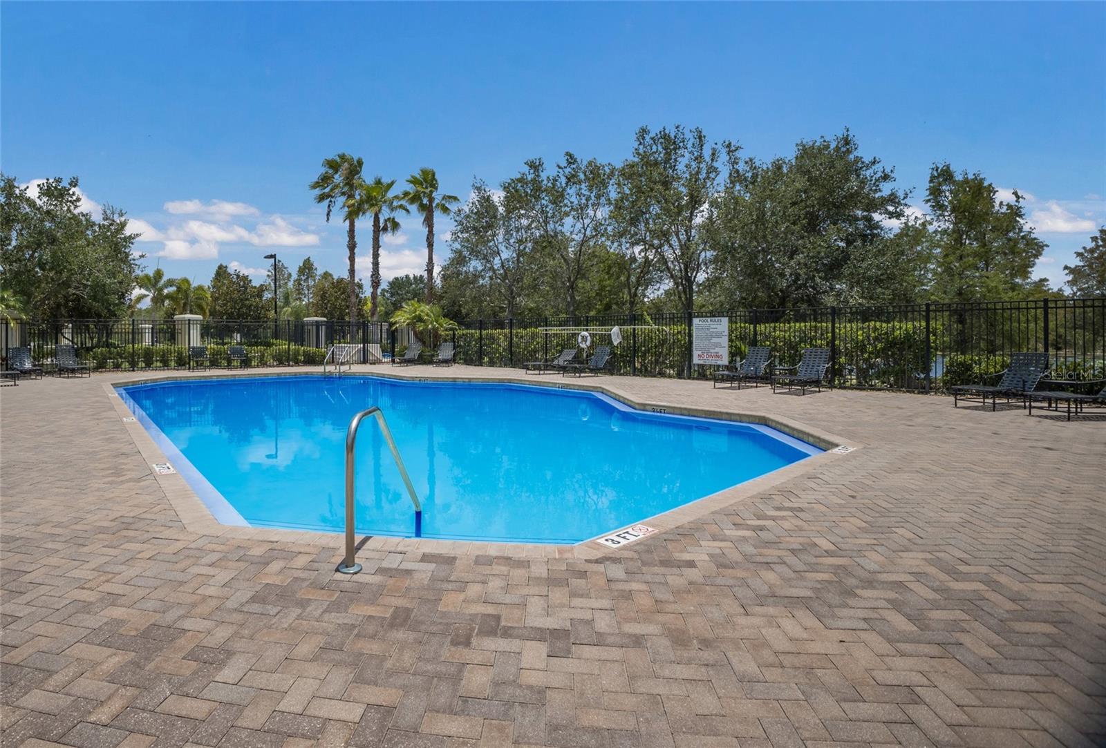 Image 29 of 33 For 8907 White Sage Loop