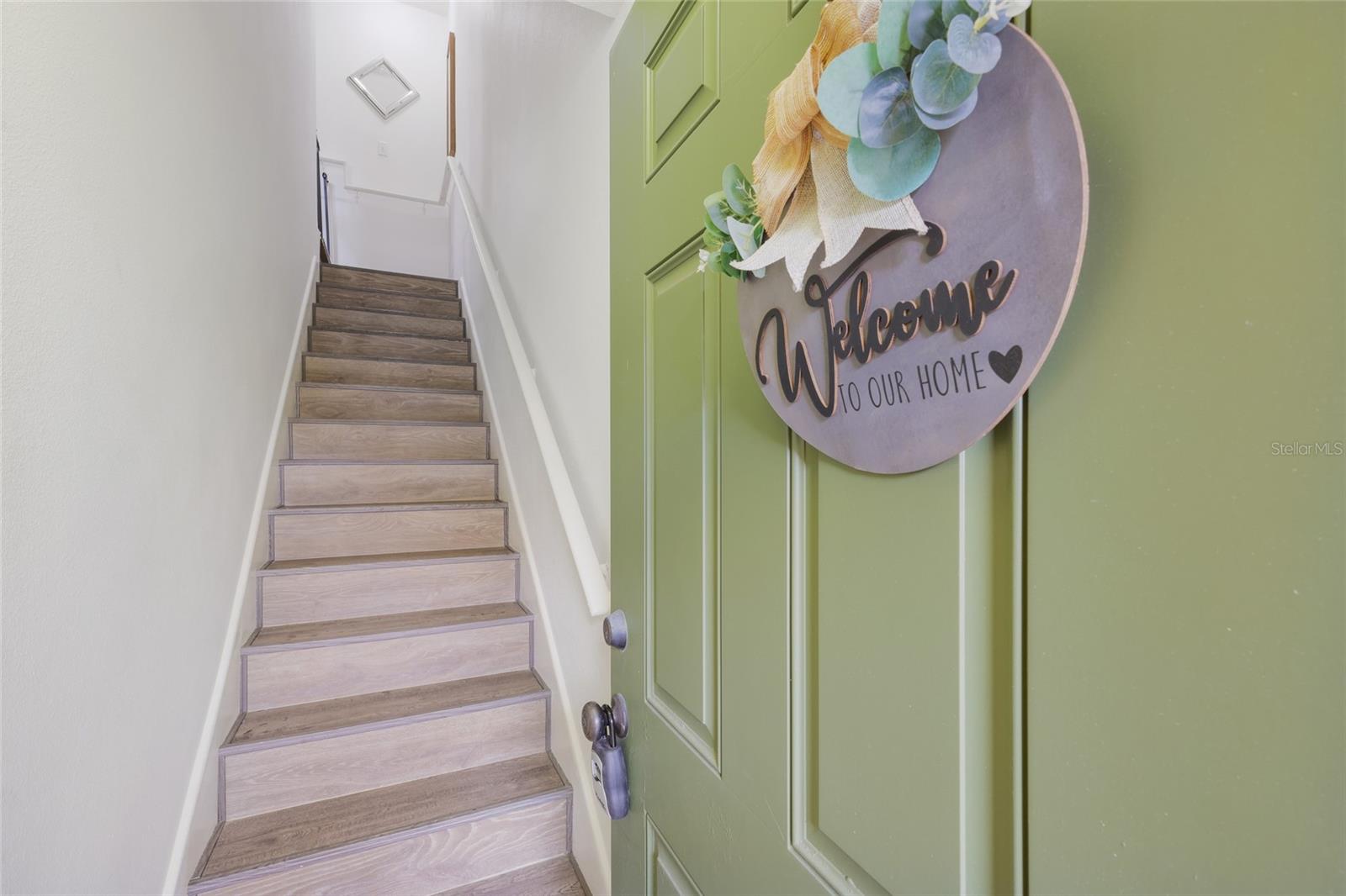 Image 3 of 33 For 8907 White Sage Loop