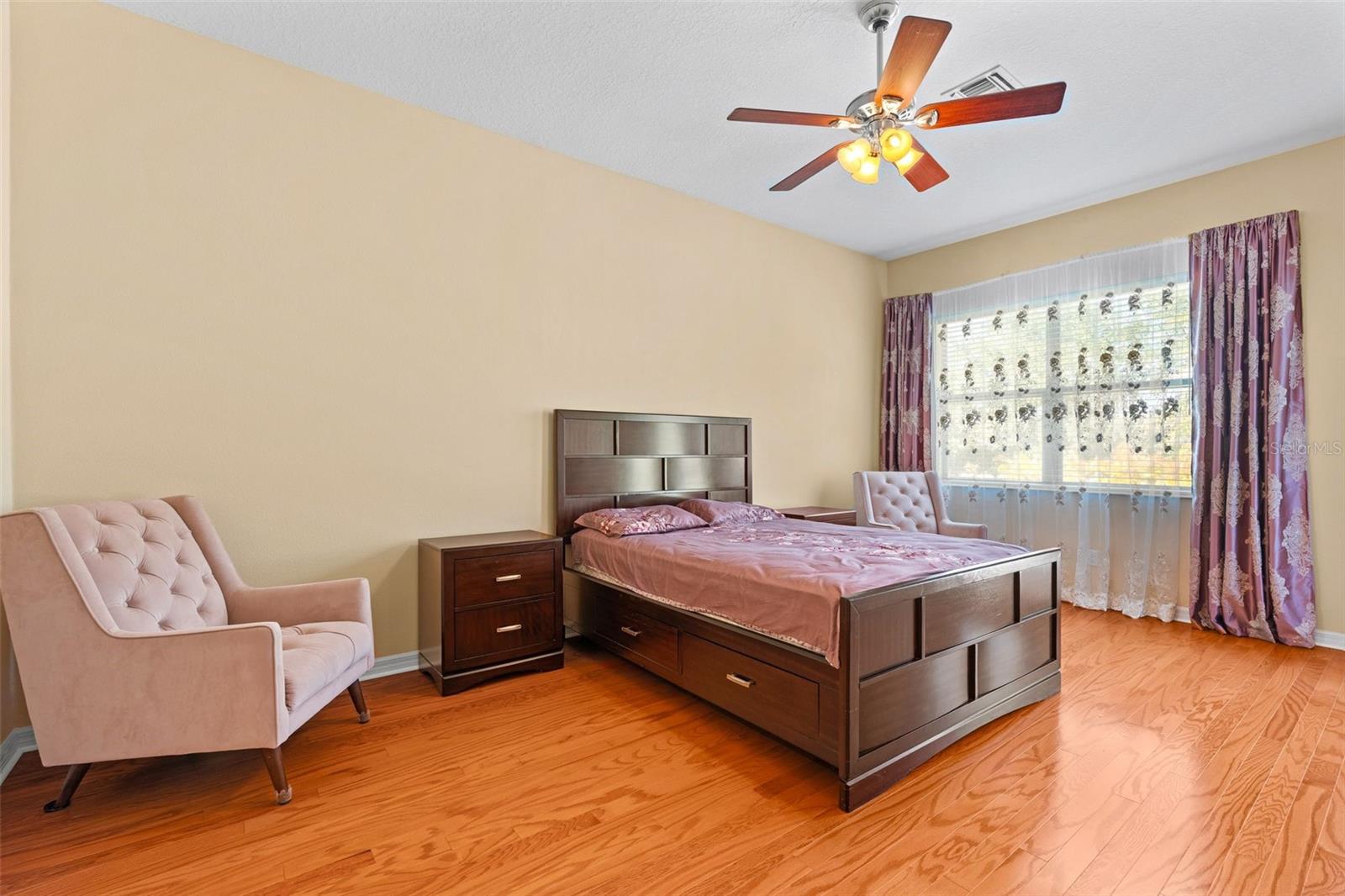 Image 23 of 63 For 2218 132nd Place E