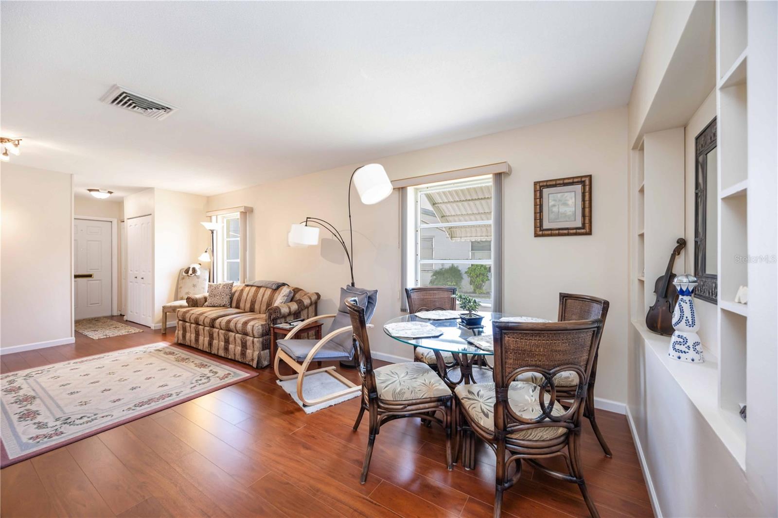 Image 5 of 20 For 6118 Coral Way