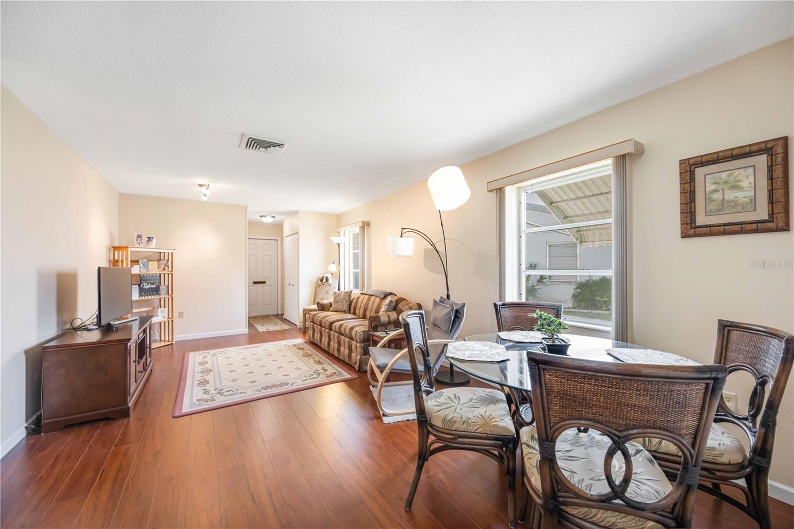 Image 6 of 20 For 6118 Coral Way