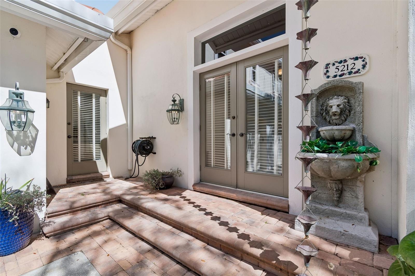 Image 11 of 96 For 5212 Golf Links Boulevard