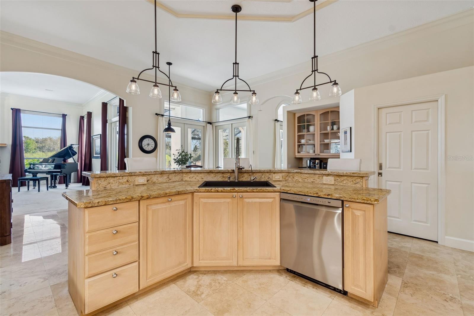 Image 24 of 96 For 5212 Golf Links Boulevard