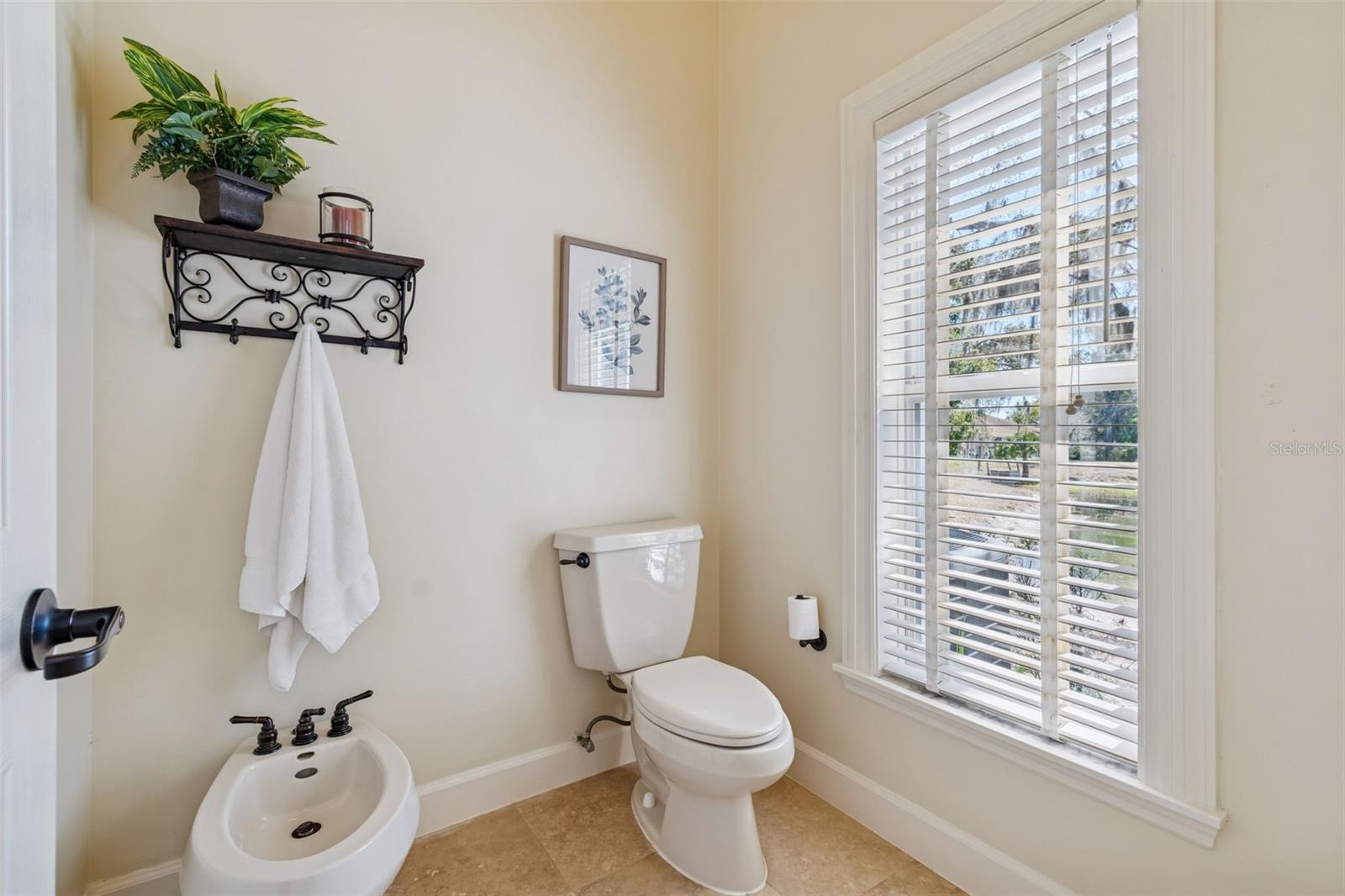 Image 44 of 96 For 5212 Golf Links Boulevard