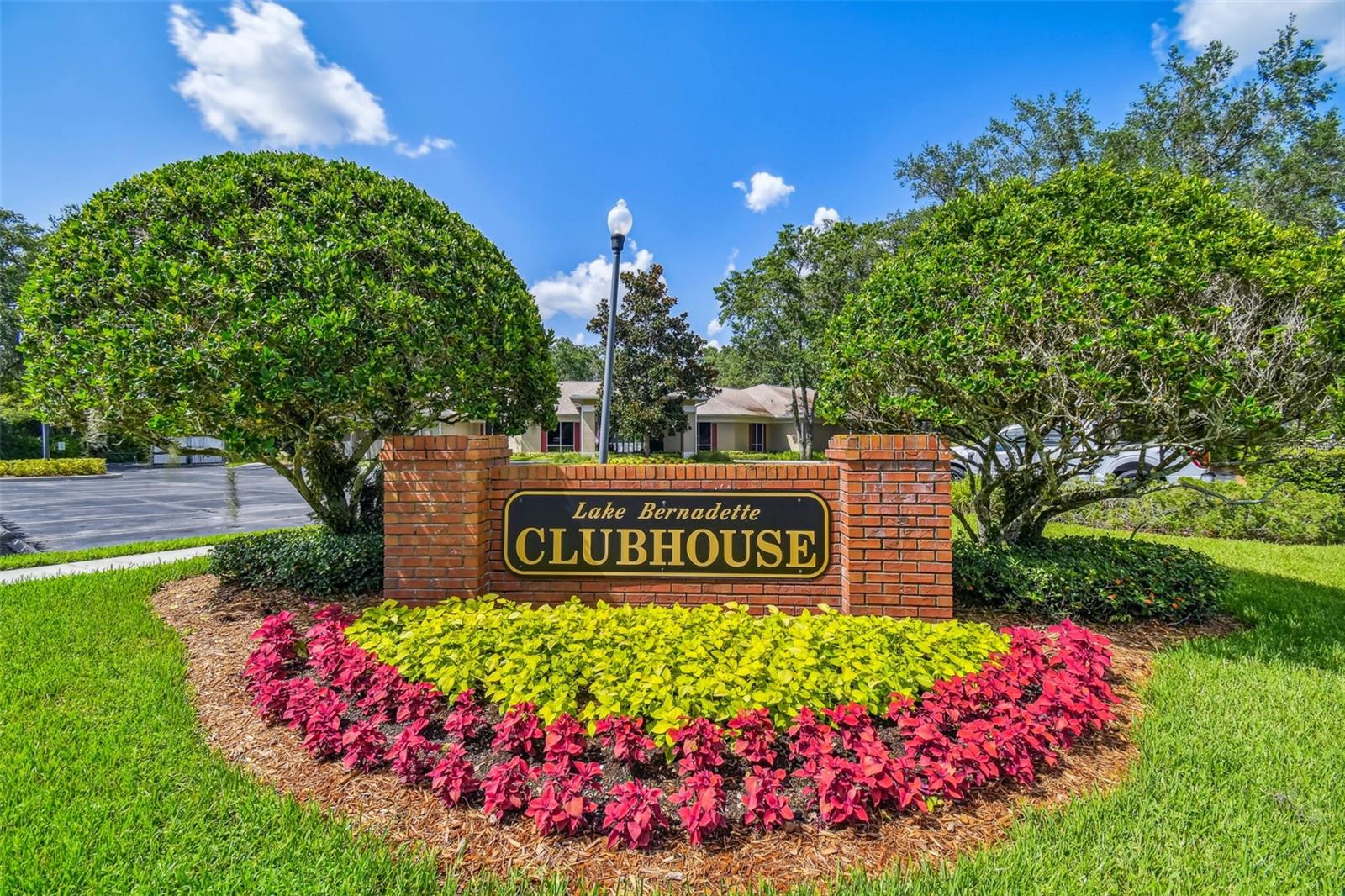 Image 95 of 96 For 5212 Golf Links Boulevard