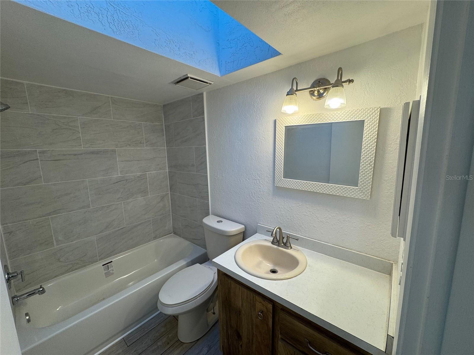 Image 8 of 12 For 4314 Cedar Grove Street