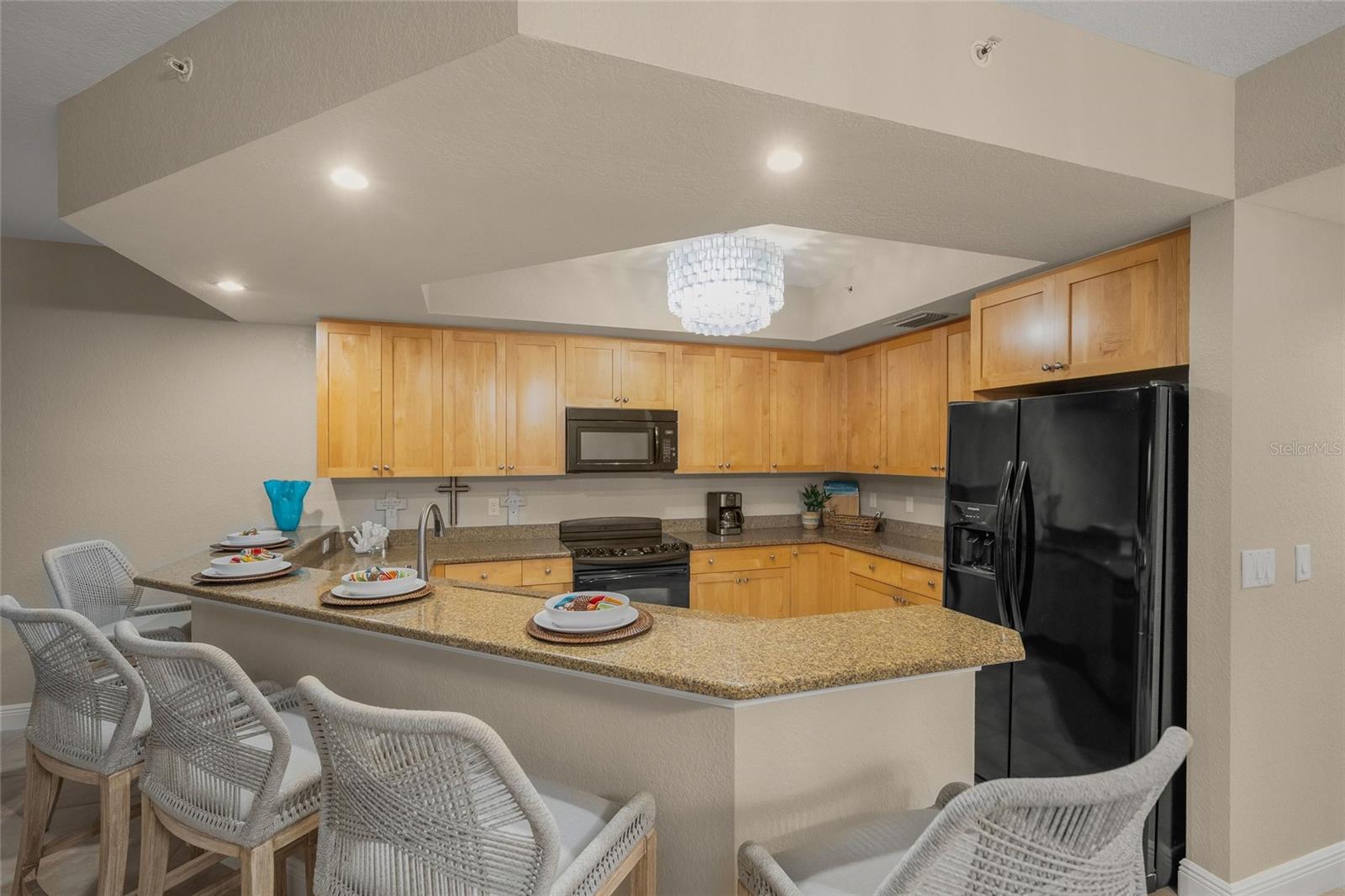 Image 10 of 39 For 14021 Bellagio Way 309