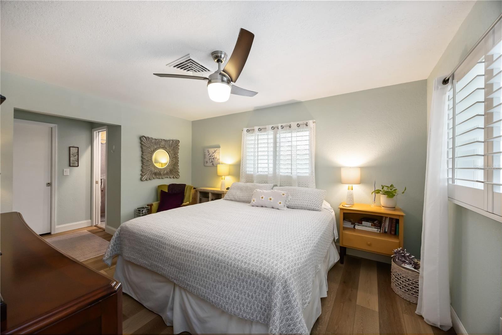 Image 23 of 44 For 3619 Pembrook Drive