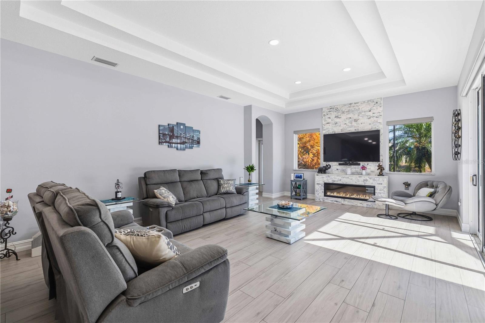 Image 6 of 72 For 13951 Wood Duck Circle