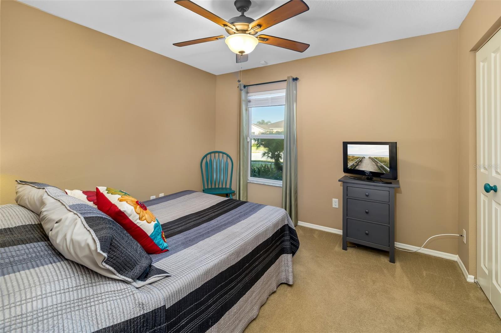 Image 18 of 56 For 6406 2nd Street E