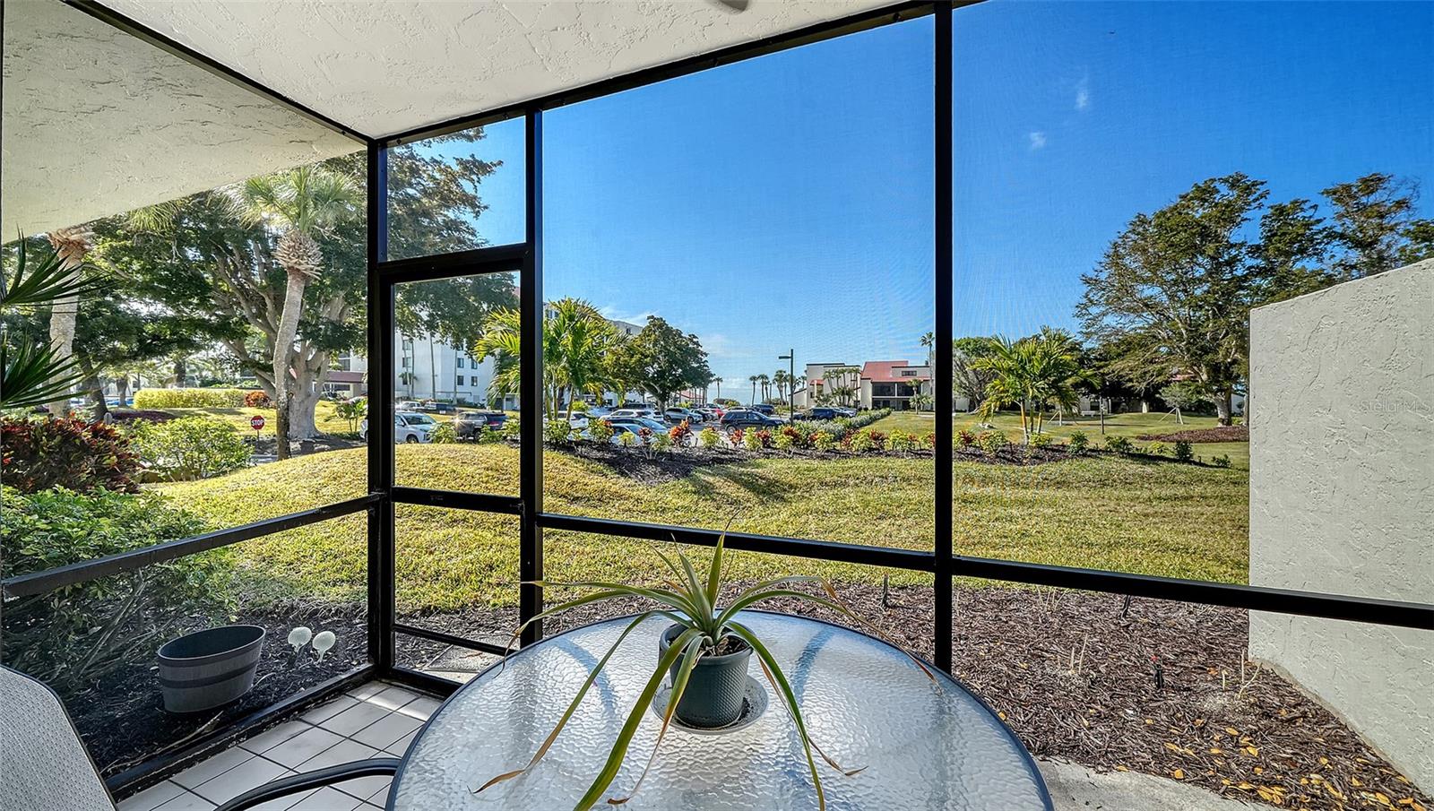 Image 25 of 58 For 2055 Gulf Of Mexico Drive G2-109