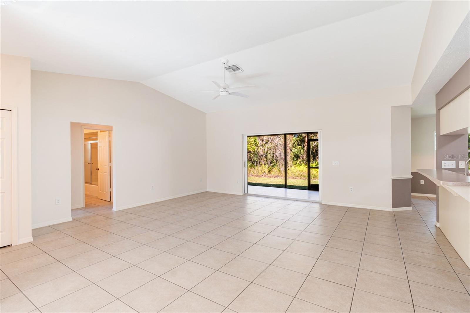 Image 10 of 41 For 2105 Cork Oak Street