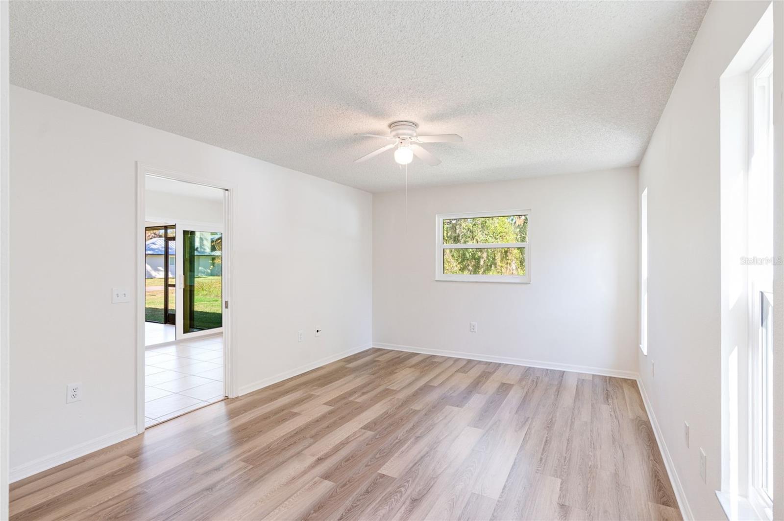 Image 20 of 41 For 2105 Cork Oak Street