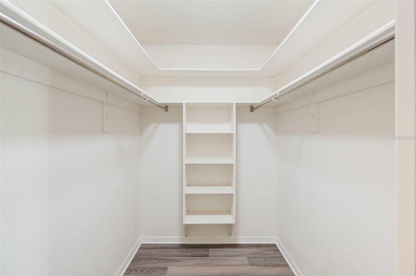 Image 21 of 41 For 2105 Cork Oak Street