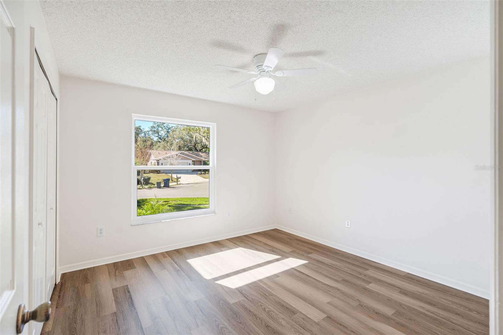 Image 26 of 41 For 2105 Cork Oak Street