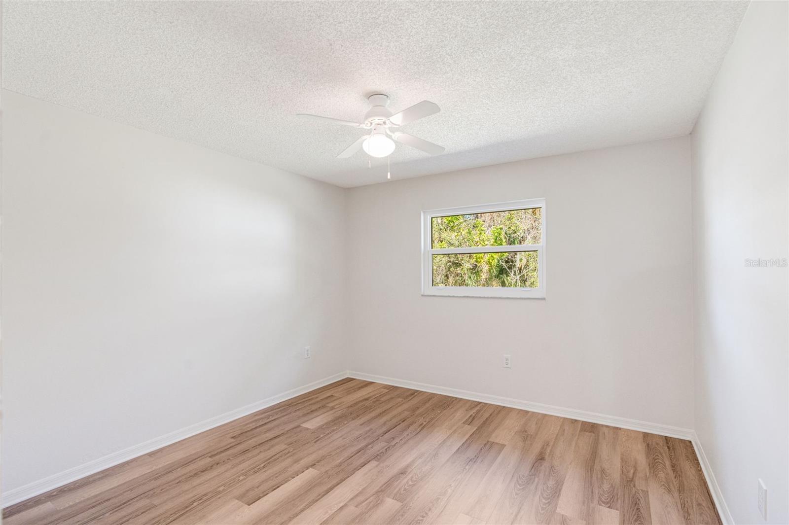 Image 27 of 41 For 2105 Cork Oak Street