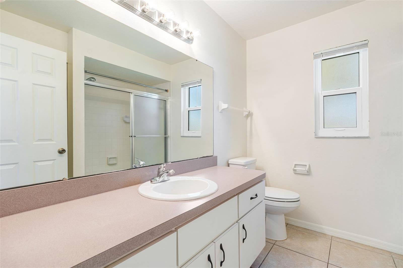 Image 28 of 41 For 2105 Cork Oak Street